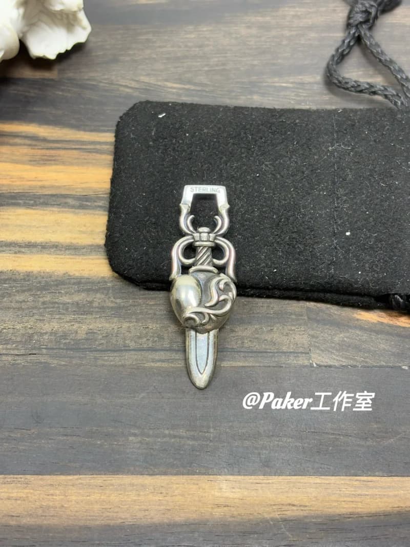 크롬하츠 하트 대거 펜던트/paker(공룡) 상세 2
