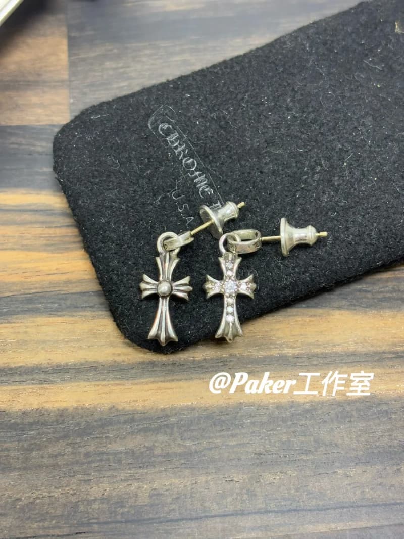 크롬하츠 베이비 팻 크로스 드롭 이어링 (14K 골드 핀)/paker(공룡) 상세 2